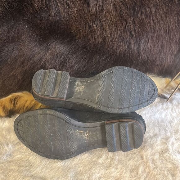 Sorel booties 6.5 (6002) - Picture 7 of 7